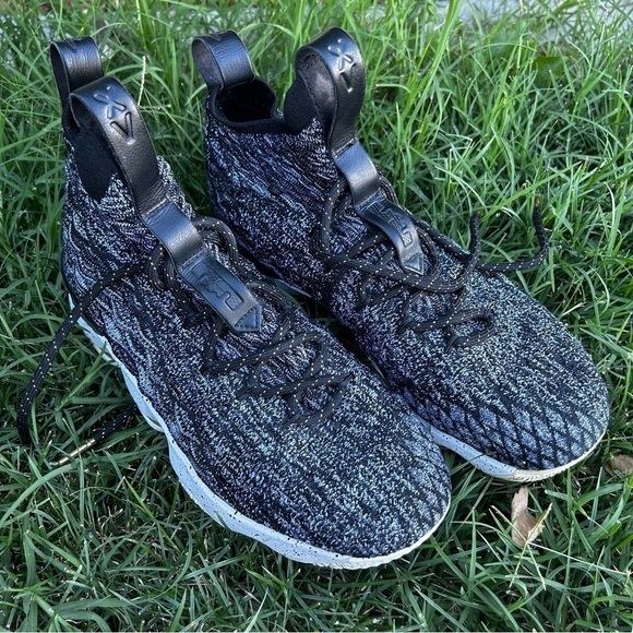 Nike LeBron 15 Ashes 2017 athletic sneakers